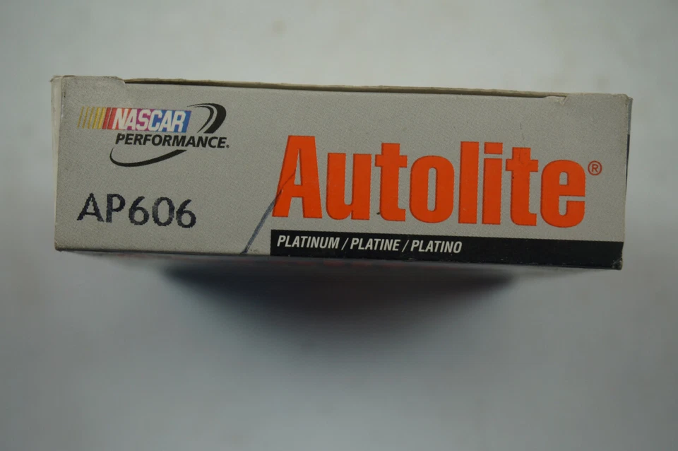 Auto lite Spark Plug Platinum AP606 Pack Of 4 NOS - Image 3 of 4