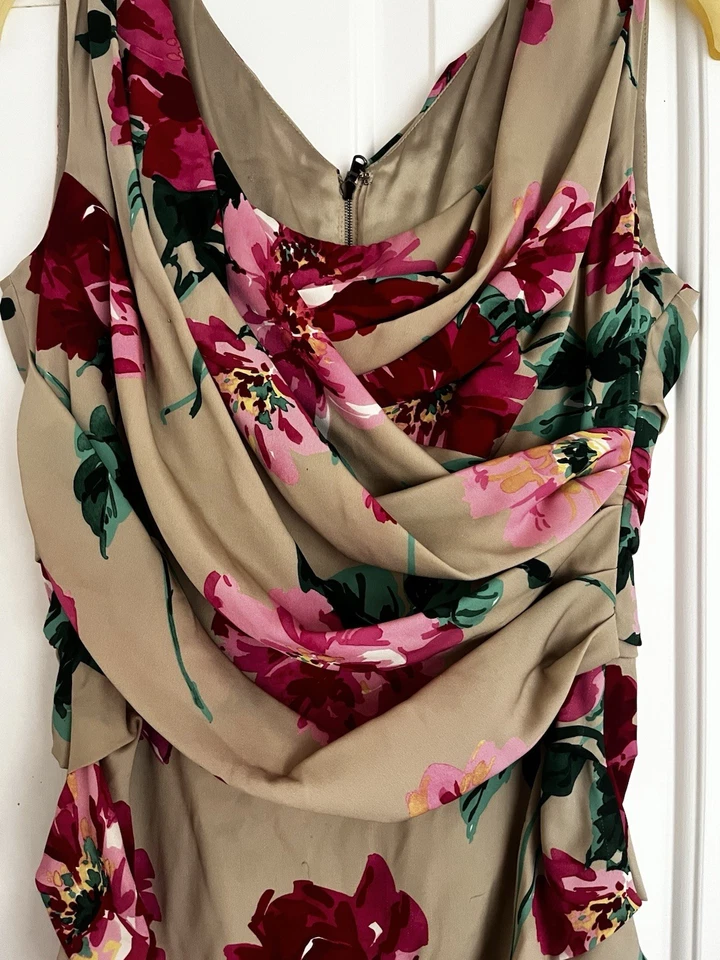 Vestido para mujer Dolce and Gabbanna talla 46 seda rosa cuerpo com sin mangas capucha cuello - Imagen 3 de 4