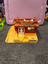 Vintage Fisher-Price Little People McDonald's Restaurant Playset 2552 1989 Re