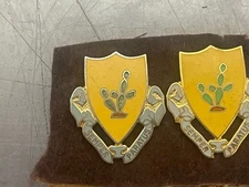 Lot Of 2 Vintage WWII USAMM 12th Cavalry Regiment Semper Paratus DUI Crest Pin