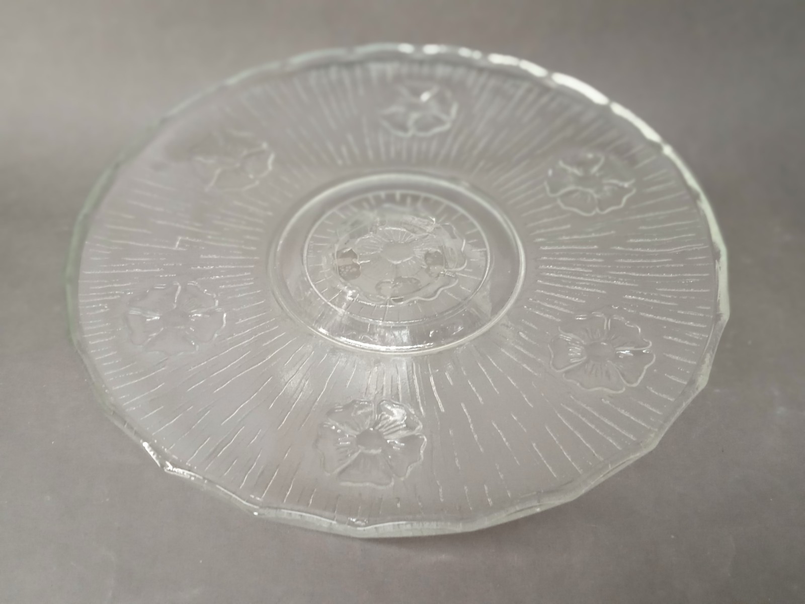 Présentoir à gâteau sur pied en verre pour tartes et pâtisseries 30cm