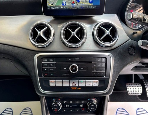 Mercedes GLA Class GLA 200 AMG LINE EDITION PLUS - Picture 18 of 24