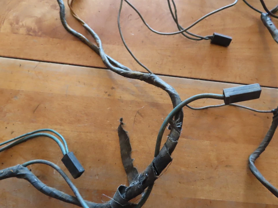 BUZINA DE FAROL ÓLEO PRESSÃO TEMPERATURA ENVIO UNIDADE LIMPADOR FIO CHICOTE COMPARTIMENTO DO MOTOR FABRICANTE DE EQUIPAMENTO ORIGINAL - Imagem 4 de 4