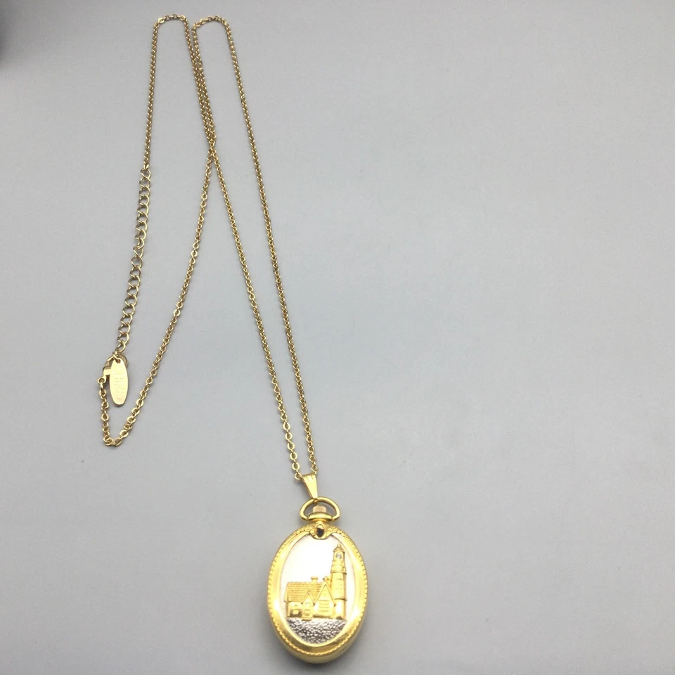 Thomas Kinkade Locket Watch Necklace Gold Tone with Chain New Battery - Image 4 of 4