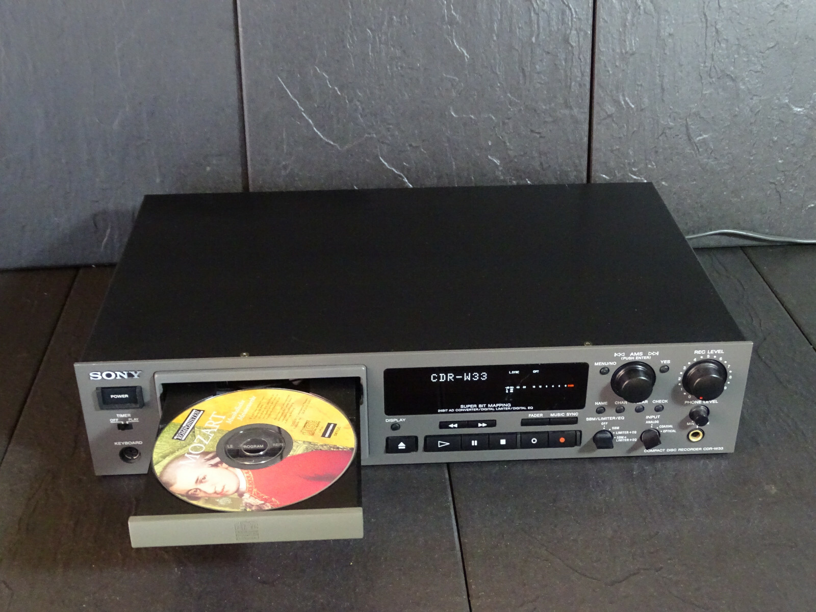 Details zu SONY CDR-W33 CD-RECORDER SRVICED LEGEND Billige Popularität
