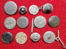 LOT 12 AMAZING OLD MEDIEVAL SPANISH COLONIAL ROYAL BUTTON 15-16 TH CENTURY