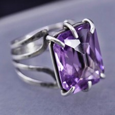 Size 7.25, vintage sterling silver 925 statement ring with emerald cut amethyst