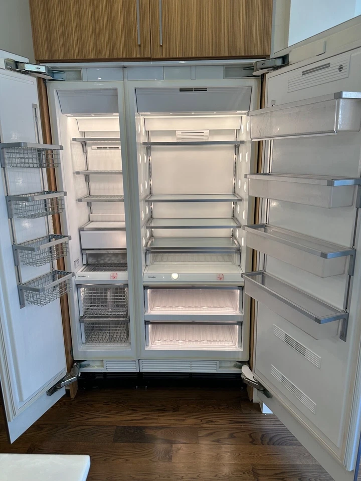 Frigorífico congelador de lujo Miele lado a lado frente de acero inoxidable en magnífico estado  Foto 4 de 4