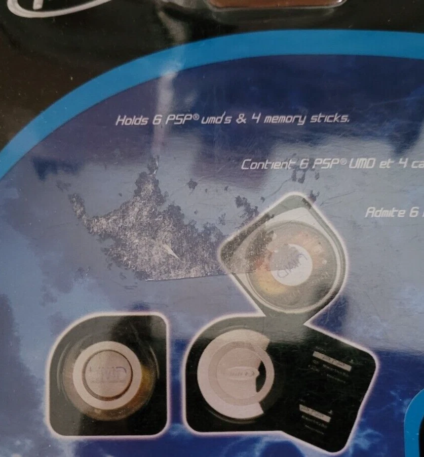 Intec Swivel Game Cases for Sony PSP UMDs - Image 3 of 3