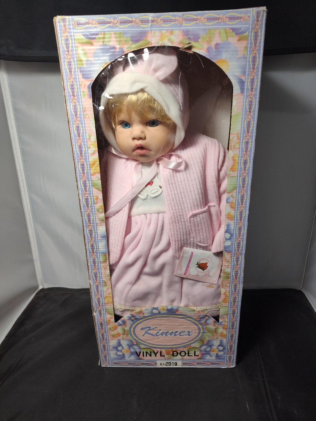 Vintage 2002 Kinnex Blue Eyed Blonde Haired Doll Girl Lifelike Pretty In Pink