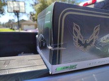 Greenlight 1977 PONTIAC Firebird Trans Am Black 1/18 Scale Diecast Model New