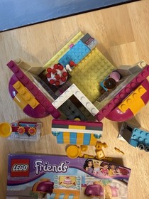 LEGO Friends Downtown Bakery 41006 Complete Set (253 pcs) No Box