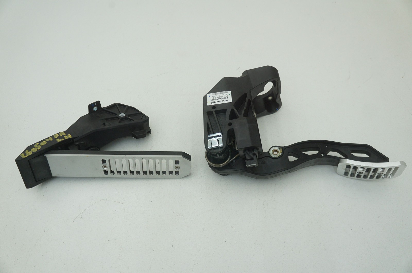 McLaren GT 2022 Brake pedal P/N 11CA002CP