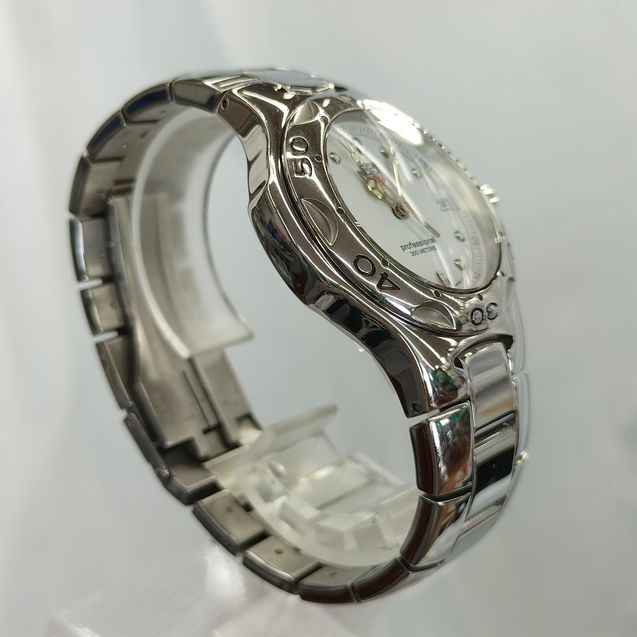 Kirium Date Quartz Model WL1115 image 3