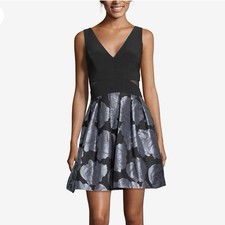 XSCAPE dress Silver roses jacquard skirt Size 8