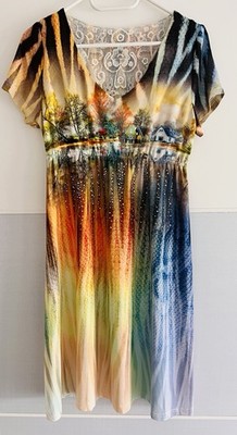 Ein Sehr Schönes Kleid für Sommer Gr. M/L 40 VS Paris wie Neu.