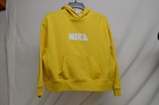 NEW Nike Sportswear Club Big Kid  s Fleece Hoodie Yellow DO6851-709 Size MED