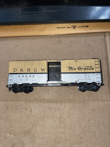 Vintage HO Scale Rio Grande D&RGW 69602 Weathered Look Missing 1 Door ...