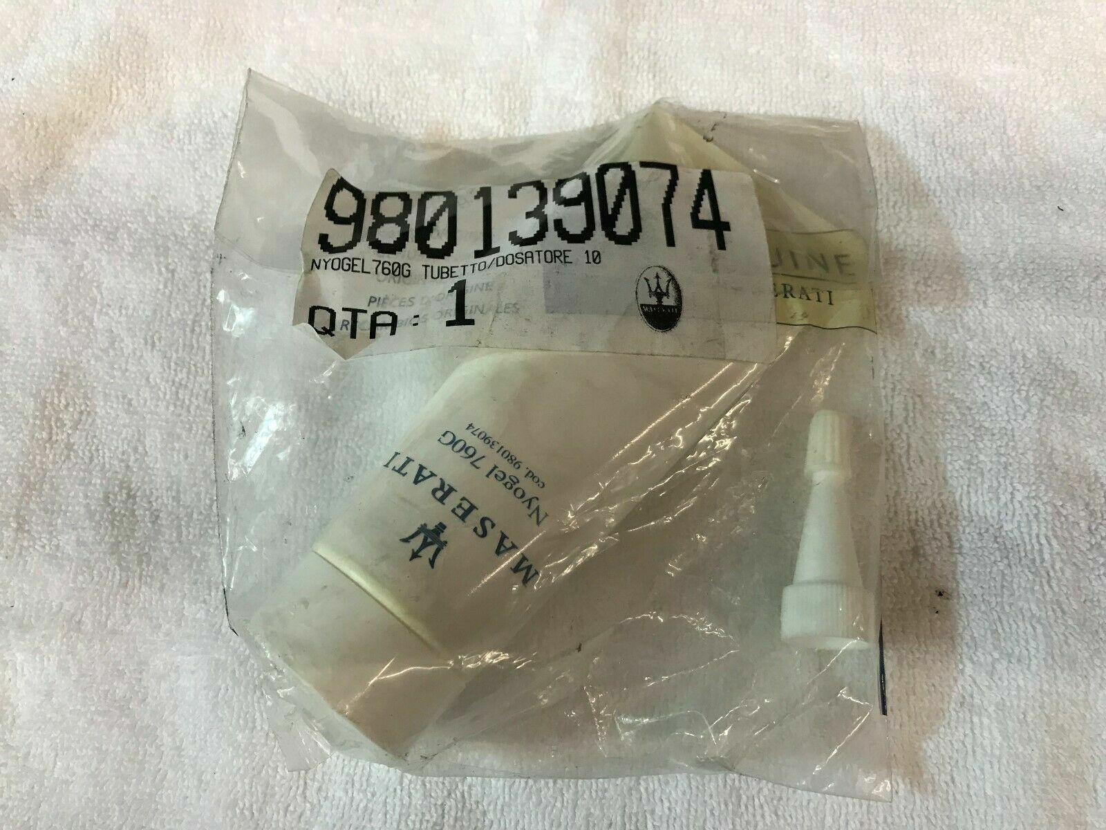 MASERATI NYOGEL TUBE DISPENSER 760G OEM 980139074