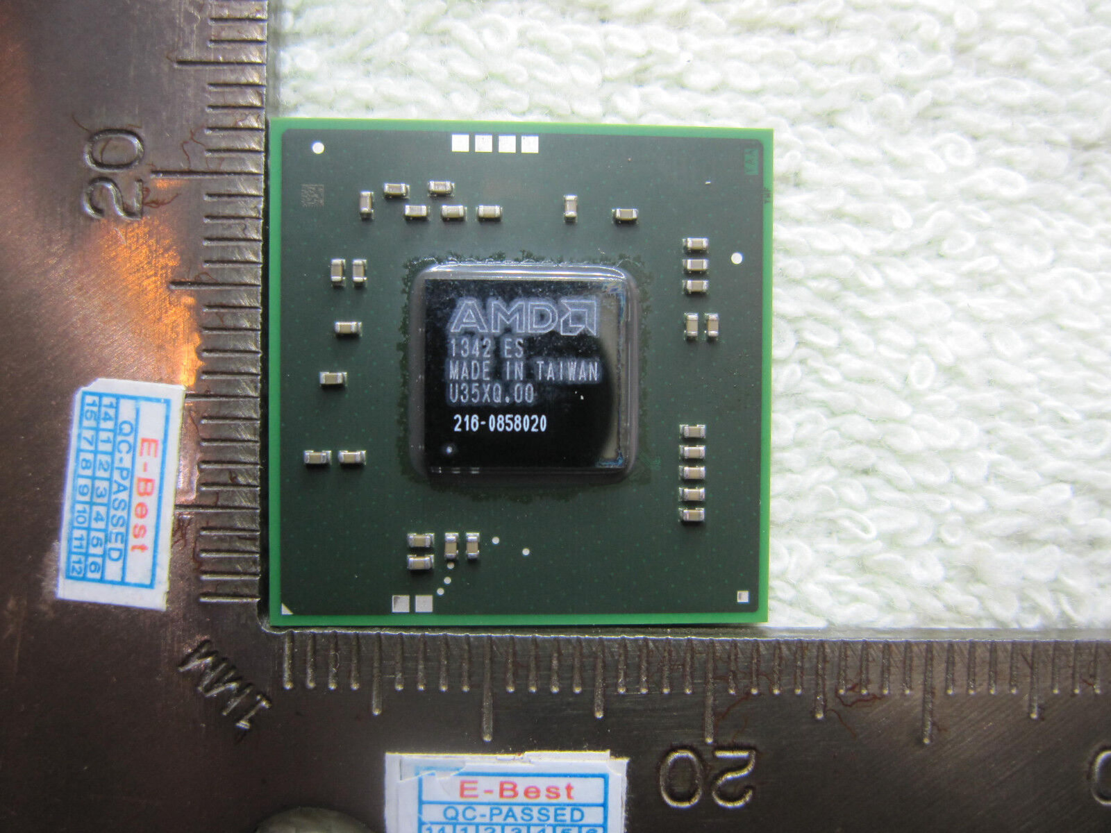 Brand New  216-0858020 Graphic Chipset TAIWAN DC:201506+