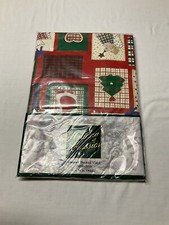 NIP Holiday Classics Tablecloth NIP 52  x 70  Oblong Christmas Decor Red Green