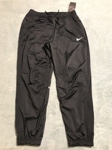 calça nike repelir track preto