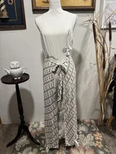 ETHNoLOGI tie around romper zip closure M sleeveless black & white 100% viscose