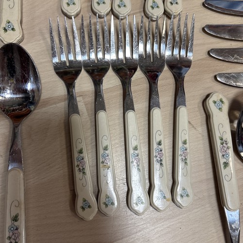 Pfaltzgraff Tea Rose Plastic Handle Stainless Flatware 44 PC forks spoons knives - Picture 5 of 12