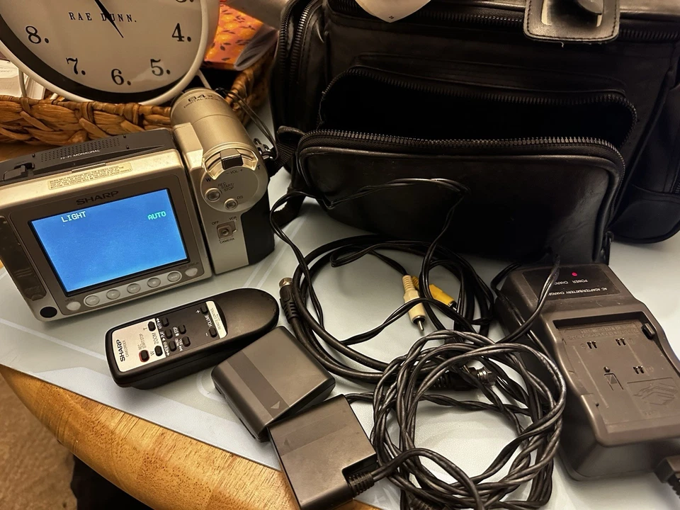 Sharp VL -E760 - Изображение 2 из 4