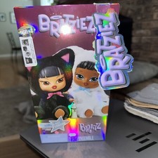 Bratz Bratziez Iconz Series Plush Blind Box w/ Charm Clip Accessory Set SEALED