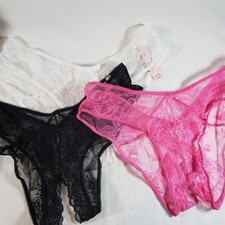 Victoria's Secret Rose Lace Crotchless Cheeky Panty Black White Pink