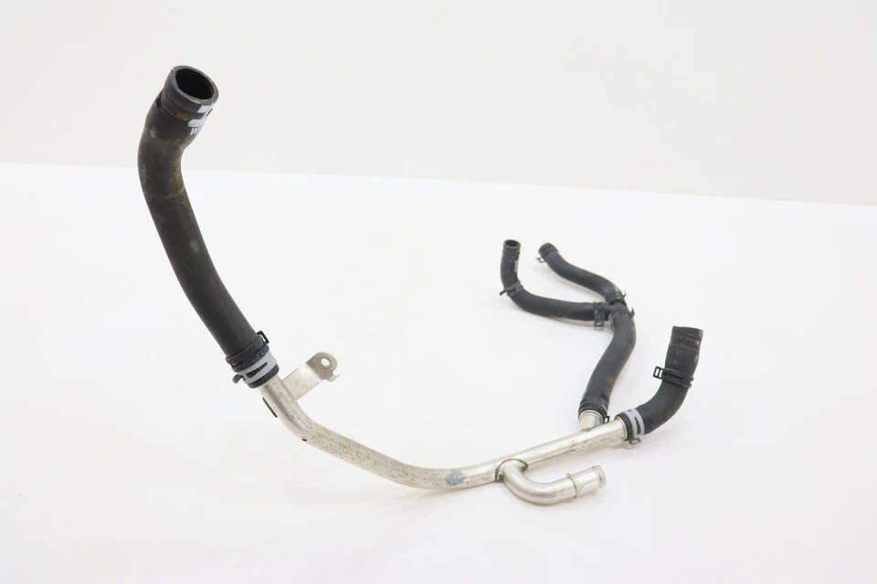 Chevrolet Silverado 1500 2019-2025 2,7 L manguera de enfriador de aceite de motor OEM 12701099 Foto 3 de 4