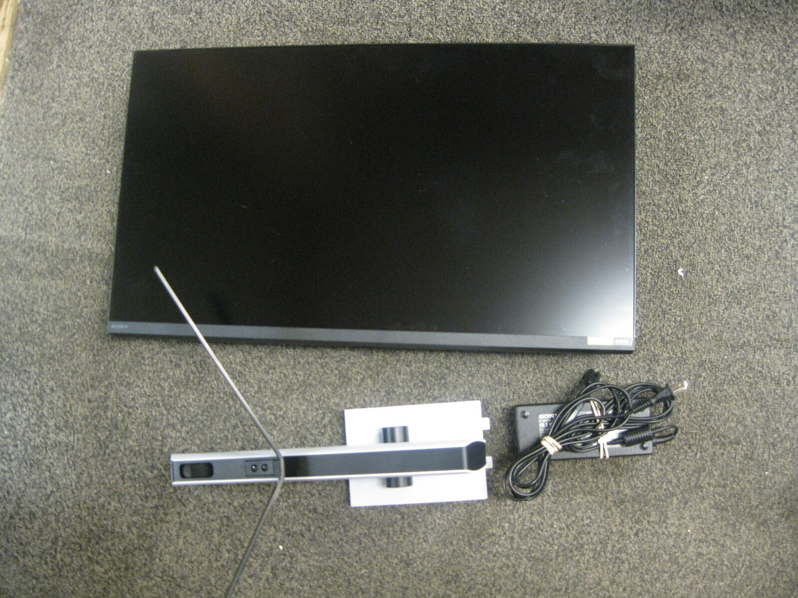 Picture 1 of 4