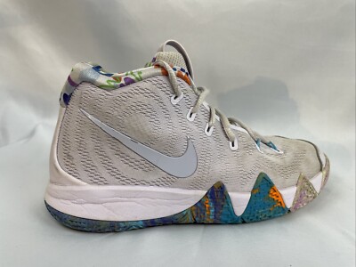 Nike Boys Kyrie AA2897-902 Lavender Basketball Shoes