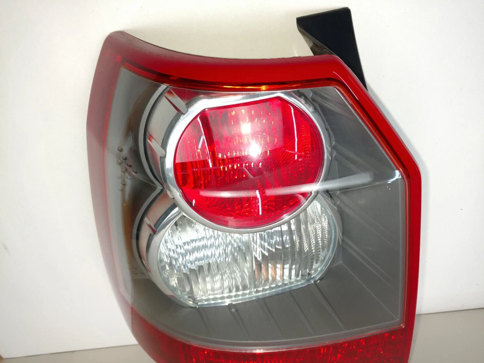 Luz trasera lado izquierdo del conductor Land Rover LR2 2008-2010 FABRICANTE DE EQUIPOS ORIGINALES Foto 3 de 4