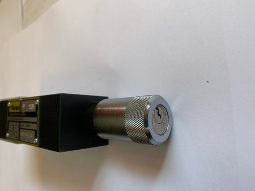 Parker Hydraulic Valve/Directional Control Valve / Type: RM2 PT35LV20 / Mint - Foto 3 di 4