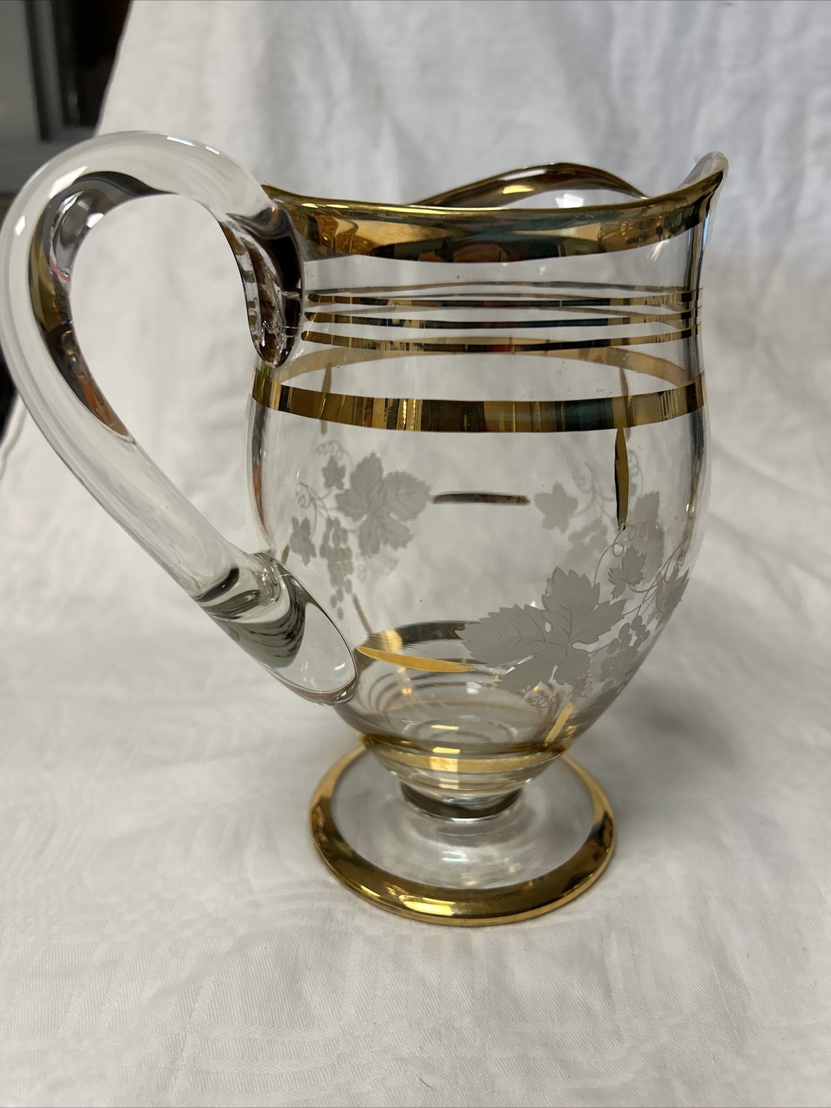 Vintage Kitsch 8pc Dessert Trifle Fruit Bowl Set Gold rim etched leaf