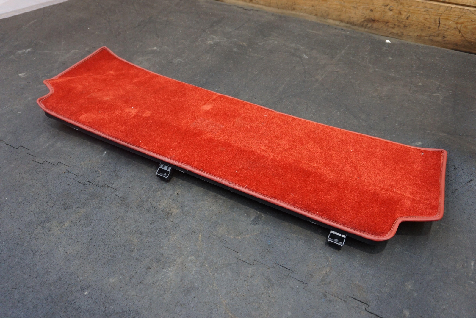 Rear Trunk Cargo Carpet Panel Hotspur Red 36A839134 Bentley Bentayga 16-20 *Note