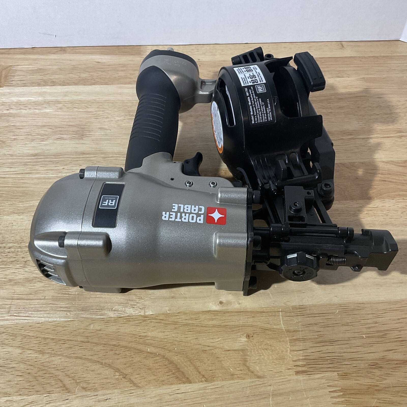 PORTERCABLE RN175C 15Degree Pneumatic Coil Roofing Nailer 147