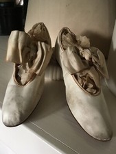 Vintage Ant. Victorian Edwardian Girls White Leather Shoe Lrg Silk Bow Sz 12 1/2