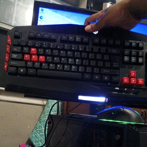 Cyberpower C Series Gaming PC+Accessories - Picture 4 of 4