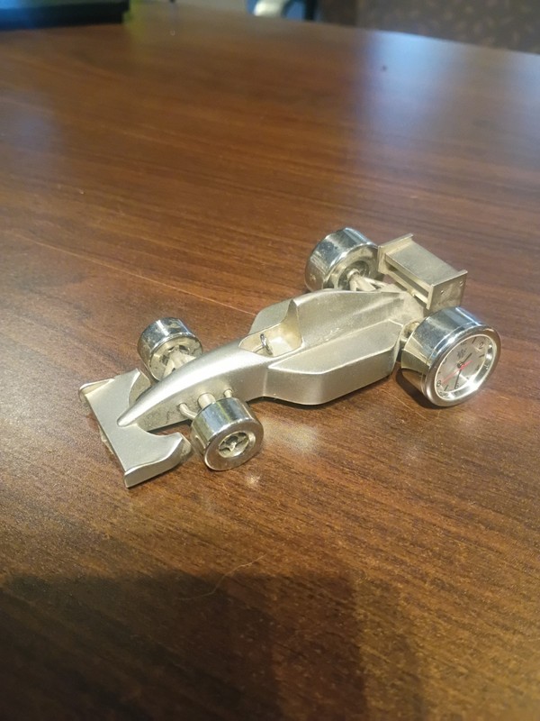 Umbranded Metal Car Clock Very Neat!