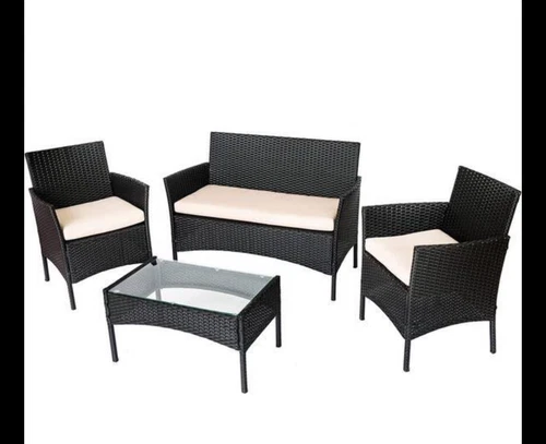 4Pc Rattan garden Furniture Set With Table, Sofa And 2 Chairs 