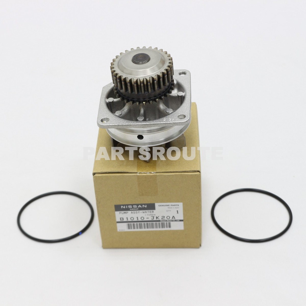 ｑ Nissan 350Z 370Z GT-R Infiniti G37 QX70 OEM Genuine Water