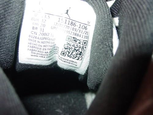 2021 Nike Air Jordan Retro 12 "Twist" White/University Red/Black Shoes! Size 1Y - Picture 13 of 13