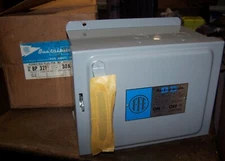 NEW ITE 30 AMP FUSIBLE BUS PLUG FOR BD DUCT 240 VAC BP321 