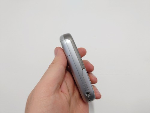 Motorola C205 srebrny (odblokowany) telefon komórkowy prosty podstawowy klasyczny retro starsi - Zdjęcie 9 z 14