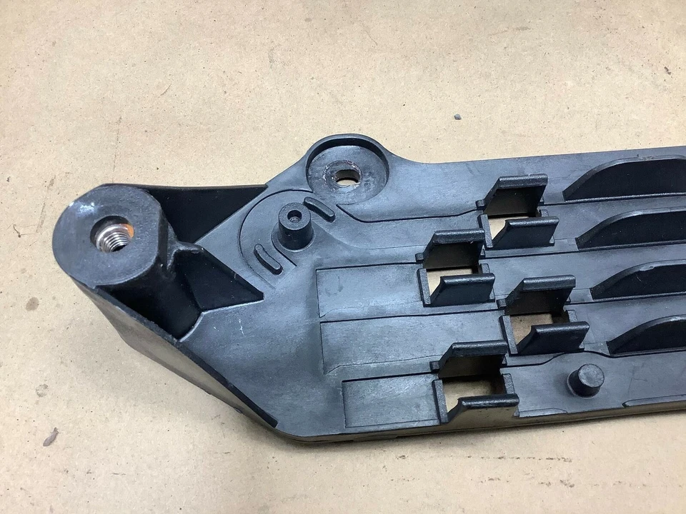 JEEP LIBERTY 2010 EMERGÊNCIA RODA SOBRESSALENTE ARO PNEU JACK FERRAMENTA SUPORTE SUPORTE FÁBRICA - Imagem 2 de 4