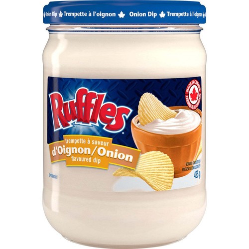 Lay's Ruffles Onion Flavored Dip, 425g/15 oz - Picture 3 of 5