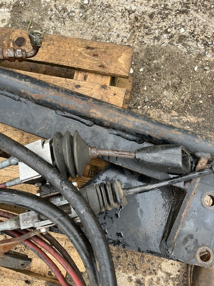 Quicke Loader For Ford 7810 6cyl Etc eBay